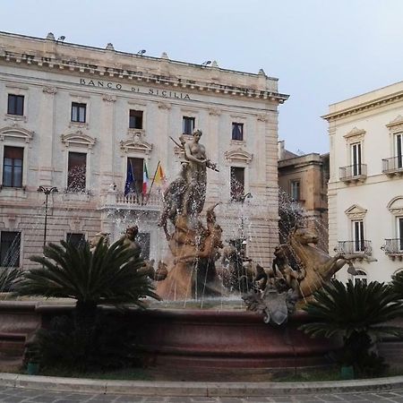 Calarossa Residence Syracuse Buitenkant foto